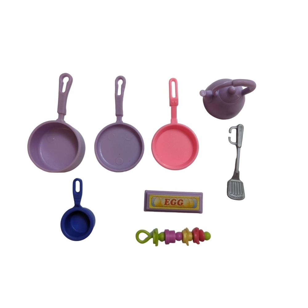 Dollhouse Barbie Doll‎ Diorama mixed 8 piece lot purple pink pot pan egg kabob